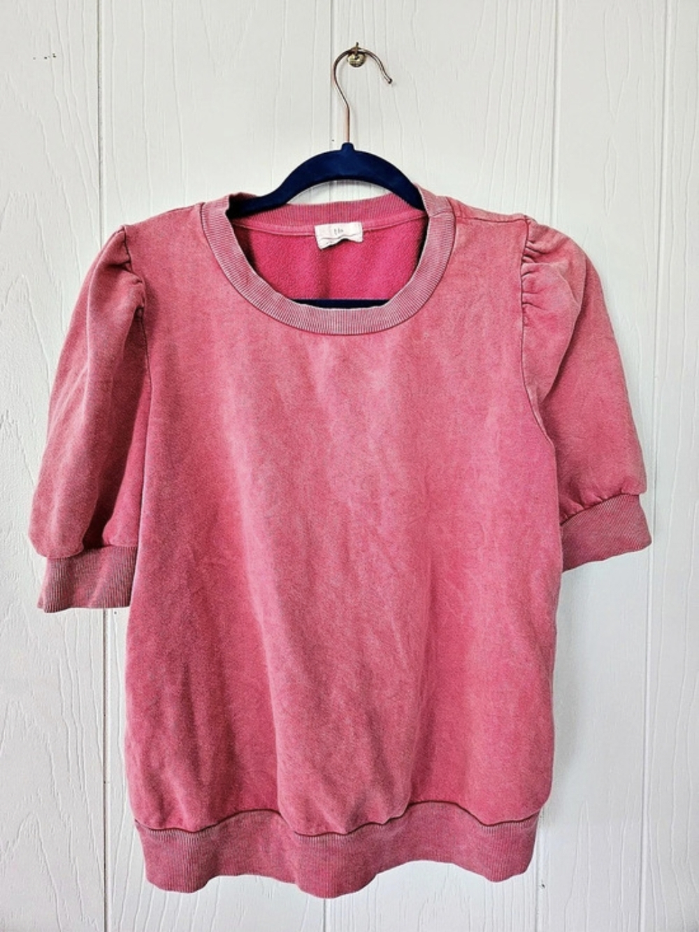 T.La Pink Puff Sleeve Sweatshirt Like New